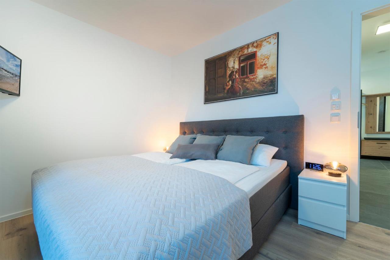 Ferienwohnung Am Yachthafen Neustadt in Holstein Exterior foto